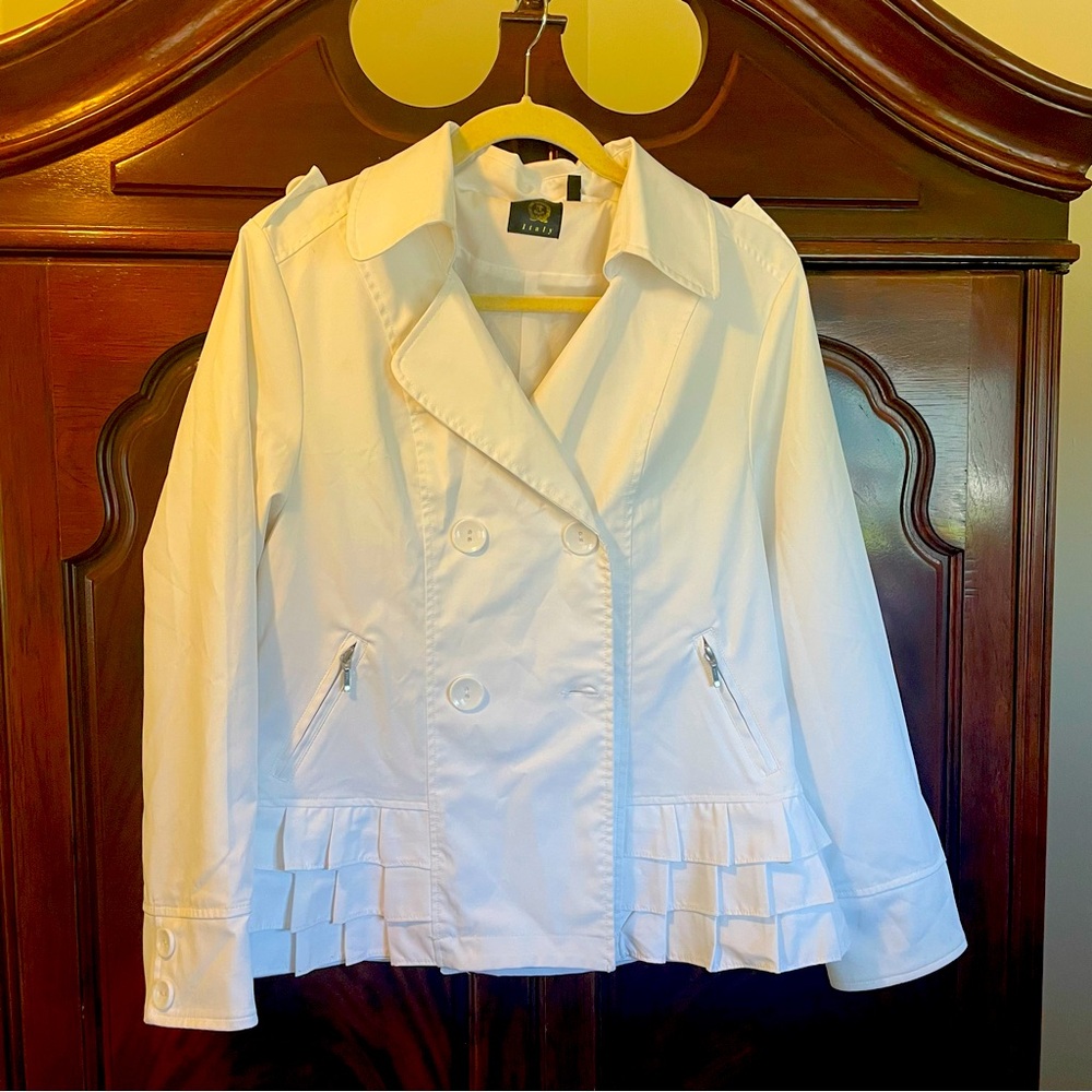 Vecceli Italy White Coat